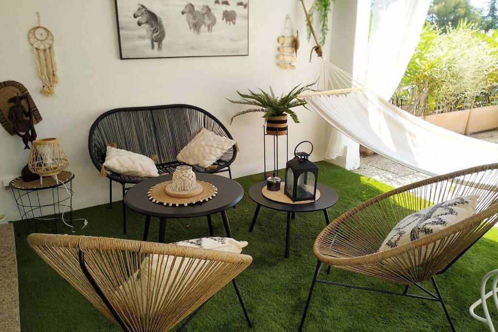 : Magnifique Studio, Idéalement Situé * Hyères